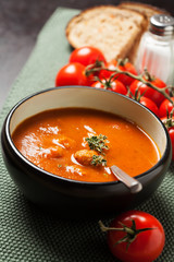 Tomato soup with meatballs