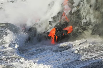 Photo sur Plexiglas Volcan Lava flows from the Kilauea volcano