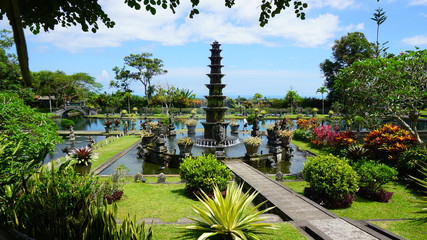 tirta_gangga_water_palace_fountain