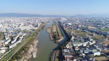 大和川から上流方向を望む