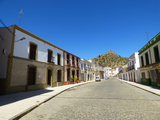 Fototapeta na wymiar Alconchel, pueblo español, perteneciente a la provincia de Badajoz (Extremadura,España)