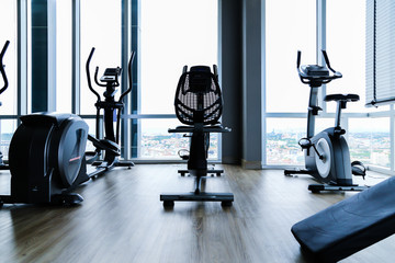 Obraz premium Fitness hall with the sport bikes in it health concept