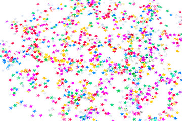 étoiles couleurs sur fond blanc