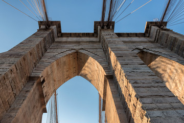 Fototapeta premium Brooklyn bridge at sunset, New York City.