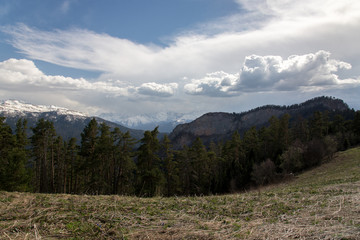 Fototapeta na wymiar The mountain range of the Big Thach natural park. Adygea