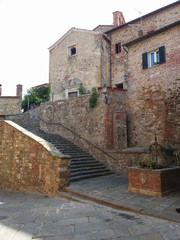 Fototapeta na wymiar View of the city of Lucignano