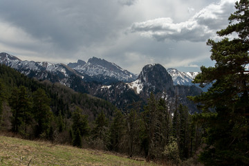 Fototapeta premium The mountain range of the Big Thach natural park. Adygea