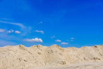 Fototapeta na wymiar sand and sky