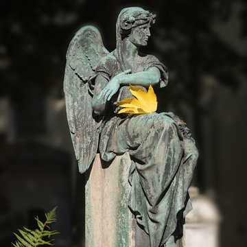 Grabdenkmal auf dem Alten Südfriedhof | München 