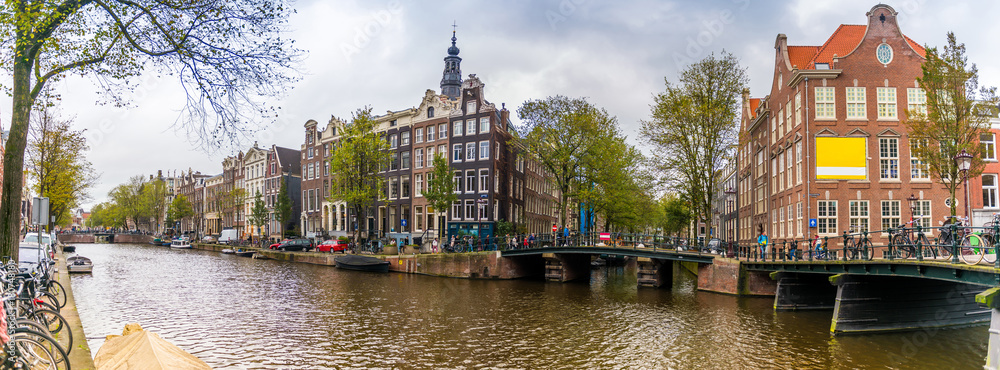 1000_F_180748180_LSotNFznoXA6ECawOXynNYDC8kzfxu78.jpg