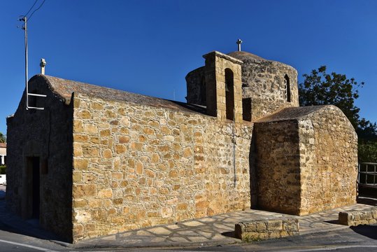 Chlorakas - Denkmal einer alten Kirche