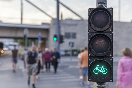 Green Signal Traffic Light With Bicycle Sign