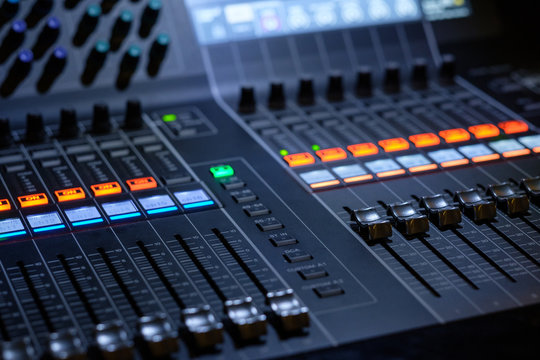 Professional audio sound mixer