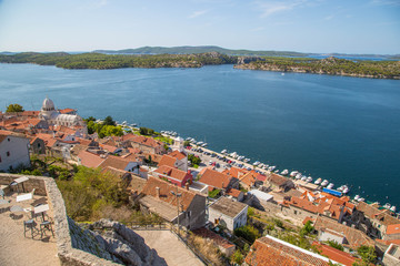 Fototapeta na wymiar Panorama der Stadt Sibenik, Dalmatien, Kroatien