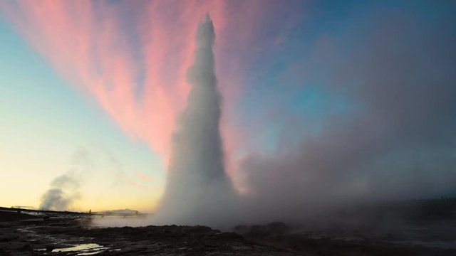 Erupting of Geysir geyser