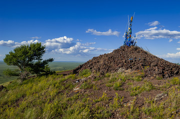 Fototapeta premium Owoo, ein heiliger Steinhaufen in der Mongolei