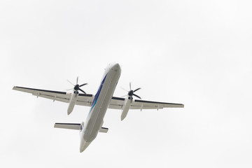 飛行機の離陸 -大阪国際空港-