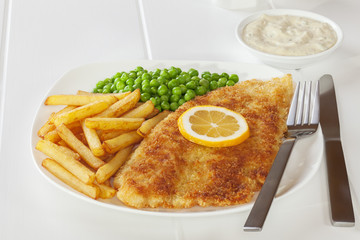Crumbed Fish with Chips, Peas and Tartare Sauce