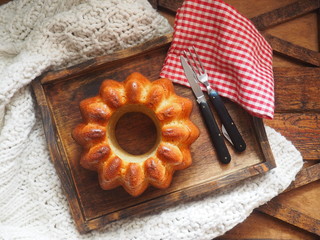 bonito bizcocho casero glaseado