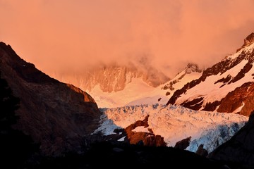 Fitz Roy at dawn, Patagonia, Argentine 