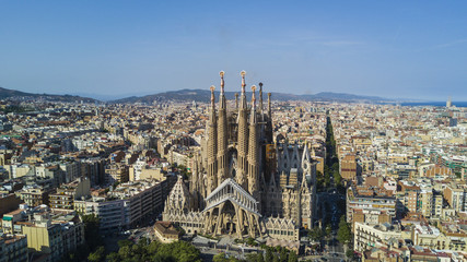 Fototapeta na wymiar Aerial view La Sagrada Familia, Barcelona