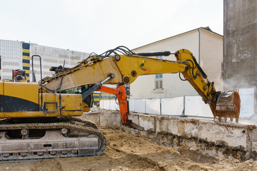 Tiefbauarbeiten auf der Baustelle