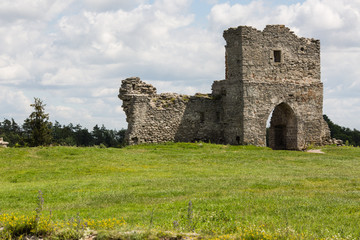 Fototapeta na wymiar Famous Ukrainian landmark: scenic summer view of the ruins of ancient castle in Kremenets, Ternopil Region, Ukraine