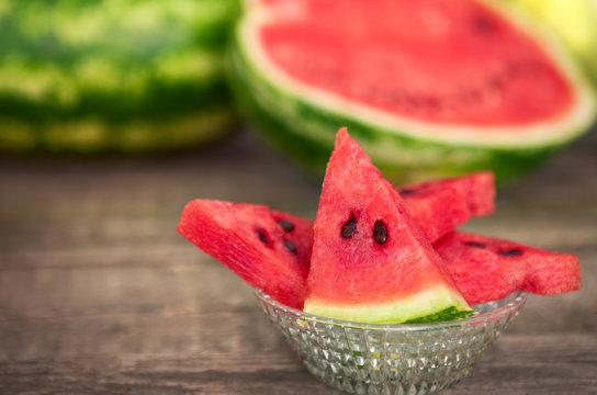 Slices of watermelon in bowl