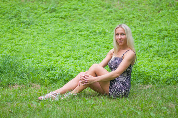 beautiful portrait girl in tre nature