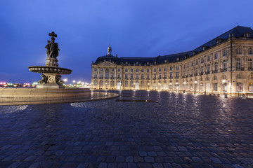 Fototapeta na wymiar Fontaine des Trois Graces on Place de la Bourse in Bordeaux