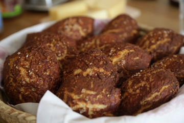 selbstgemachte brötchen für ein leckeres frühstück