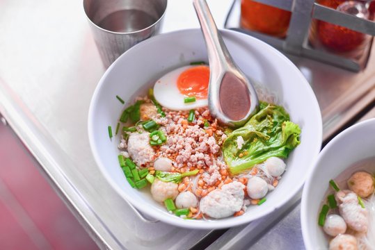 Thai-Style Tom Yum Noodle Soup