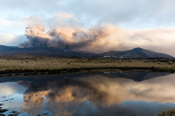 Vulkanausbruch am Aso, Japan