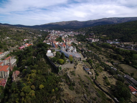 Bejar (Salamanca) desde el aire. Foto con drone en Castilla y León, España