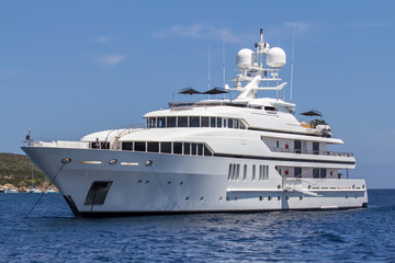 Obraz na płótnie Canvas Luxury yacht in the sea