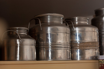 Metal jar for milk or olive oil - Food industry