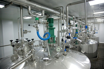Pharmacology. Drug manufacturing