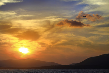 tramonto con aereo