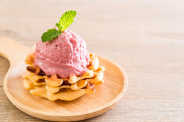 strawberry icecream with waffle
