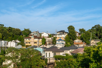 東京世田谷　青空と郊外の住宅地１