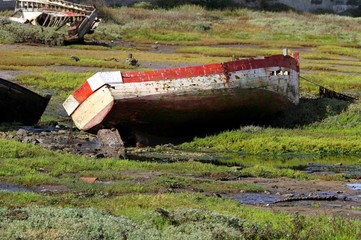 épaves de bateaux échoués en Bretagne