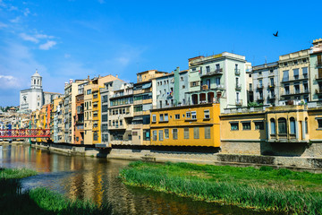 Fototapeta na wymiar Houses by the river of the catalan town of Girona