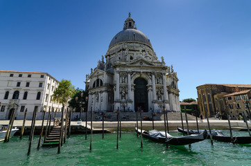 Fototapeta na wymiar cathedral venezia