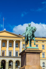 Fototapeta premium Statue king Carl Johan XIV in Oslo
