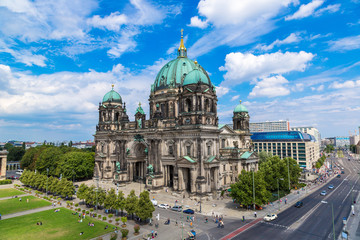 View of Berlin Cathedral © Sergii Figurnyi