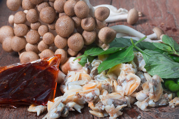 Fresh cockle From the sea of Thailand and  Shimichi mushrooms Before cooking 
