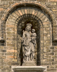 Vierge &agrave; l'enfant &agrave; Ypres, Flandre, Belgique