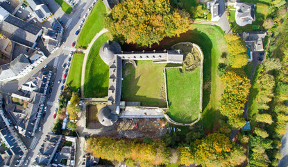 Photographie aérienne du château de Pontivy