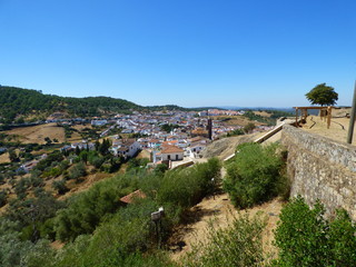 Fototapeta na wymiar Cortegana, pueblo de Huelva, en el Parque Natural de la Sierra de Aracena y Picos de Aroche