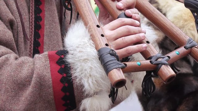 Chukchi musical instrument